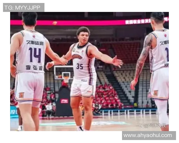 2017年CBA深圳队与上海队激战回顾及赛季表现分析 2017年CBA深圳队与上海队激战回顾及赛季表现分析