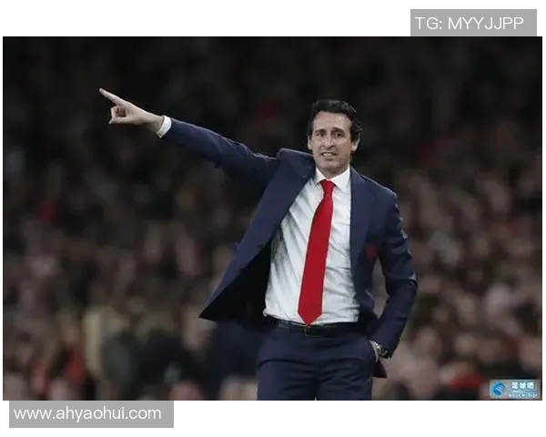 足球明星梁晋浩的传奇之路与辉煌成就全解析 足球明星梁晋浩的传奇之路与辉煌成就全解析